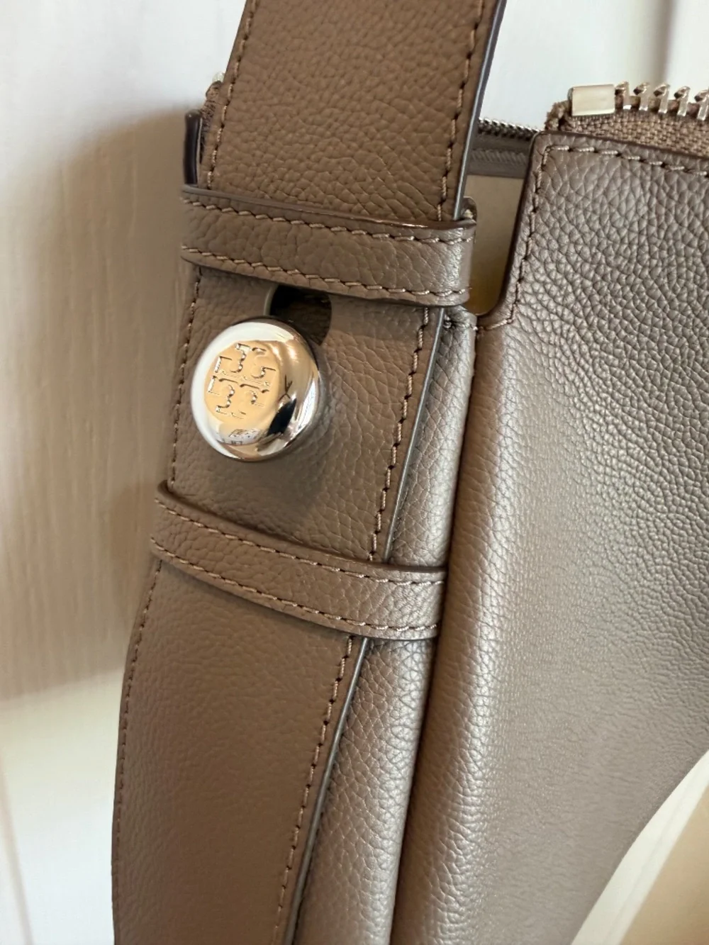 Tory Burch Romy Shoulder Bag in wild mushroom
